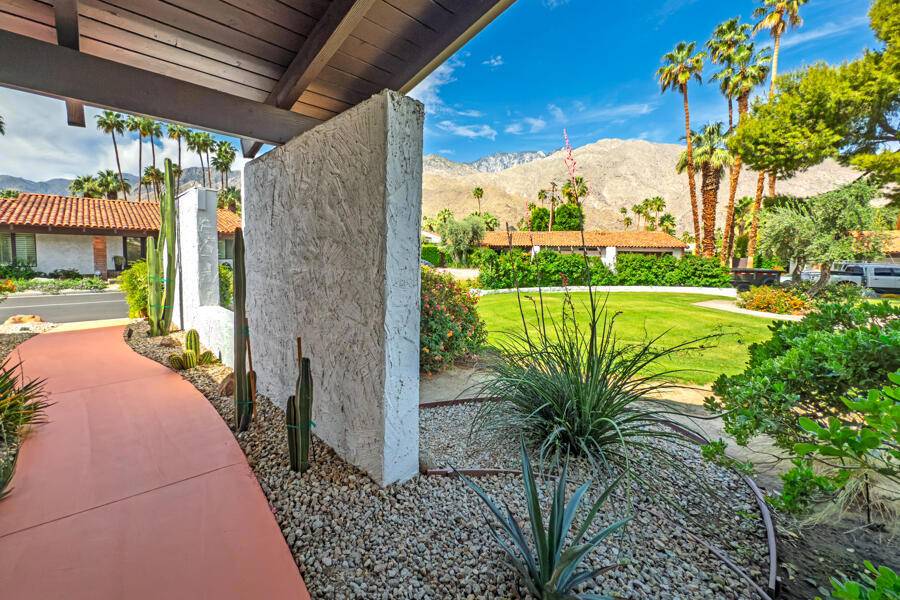 Palm Springs, CA 92264,1356 W Primavera DR