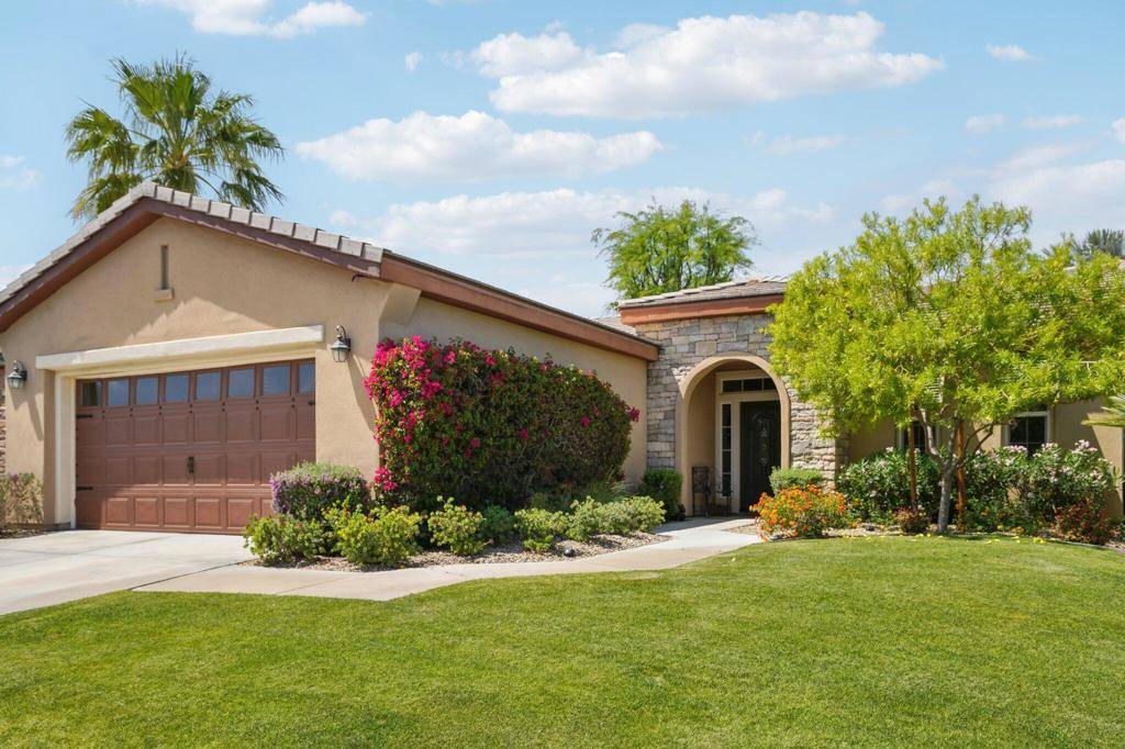 La Quinta, CA 92253,81172 Victoria LN
