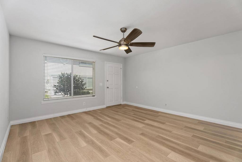 Huntington Beach, CA 92649,4731 Arena CIR #Ci112