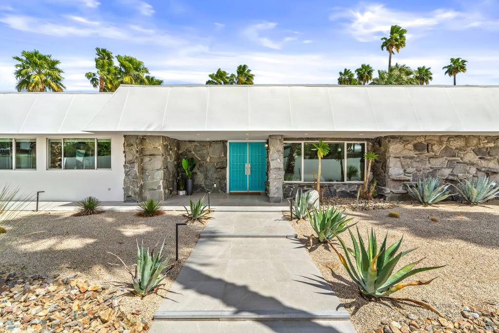Palm Springs, CA 92262,670 N Rose AVE