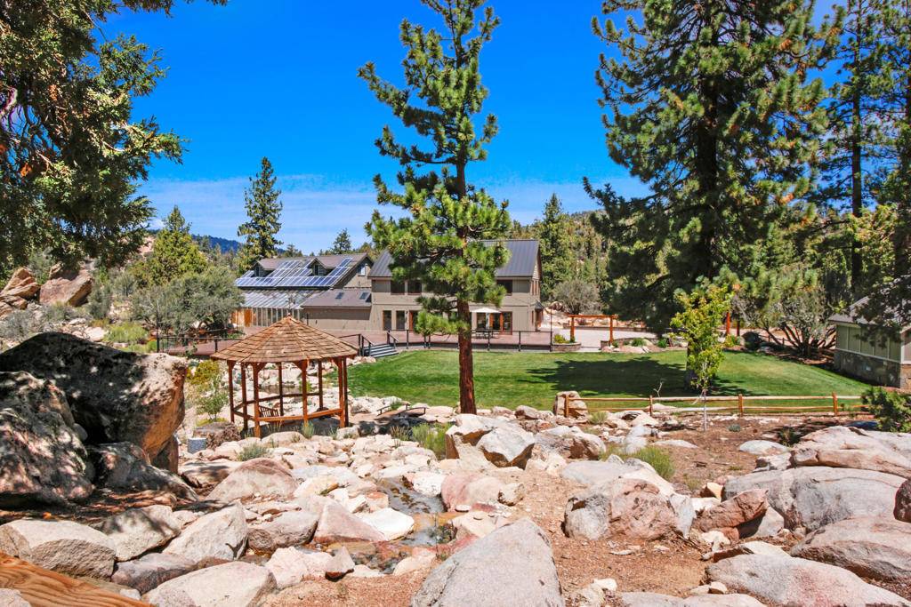Angelus Oaks, CA 92305,43630 Rainbow LN