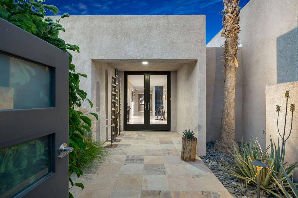 Indian Wells, CA 92210,46440 War Bonnet CIR