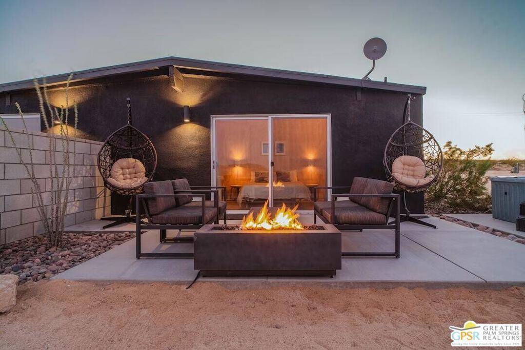 Landers, CA 92285,4619 Kickapoo TRL