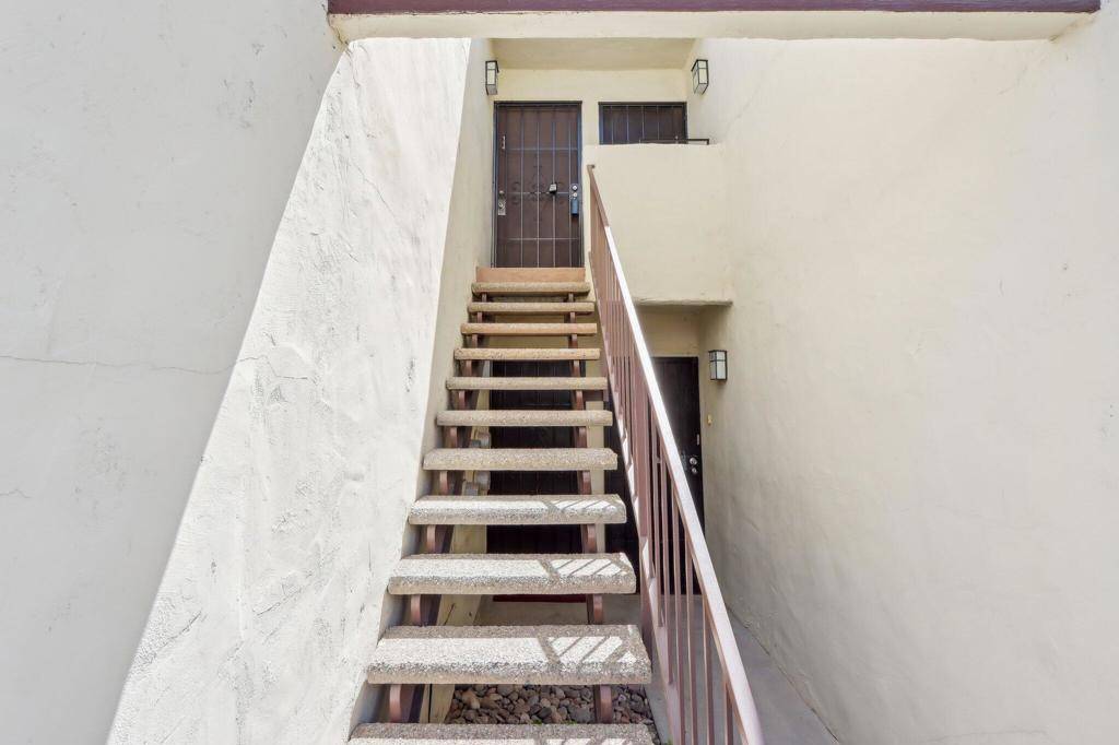 Palm Springs, CA 92264,1655 E Palm Canyon Drive #114