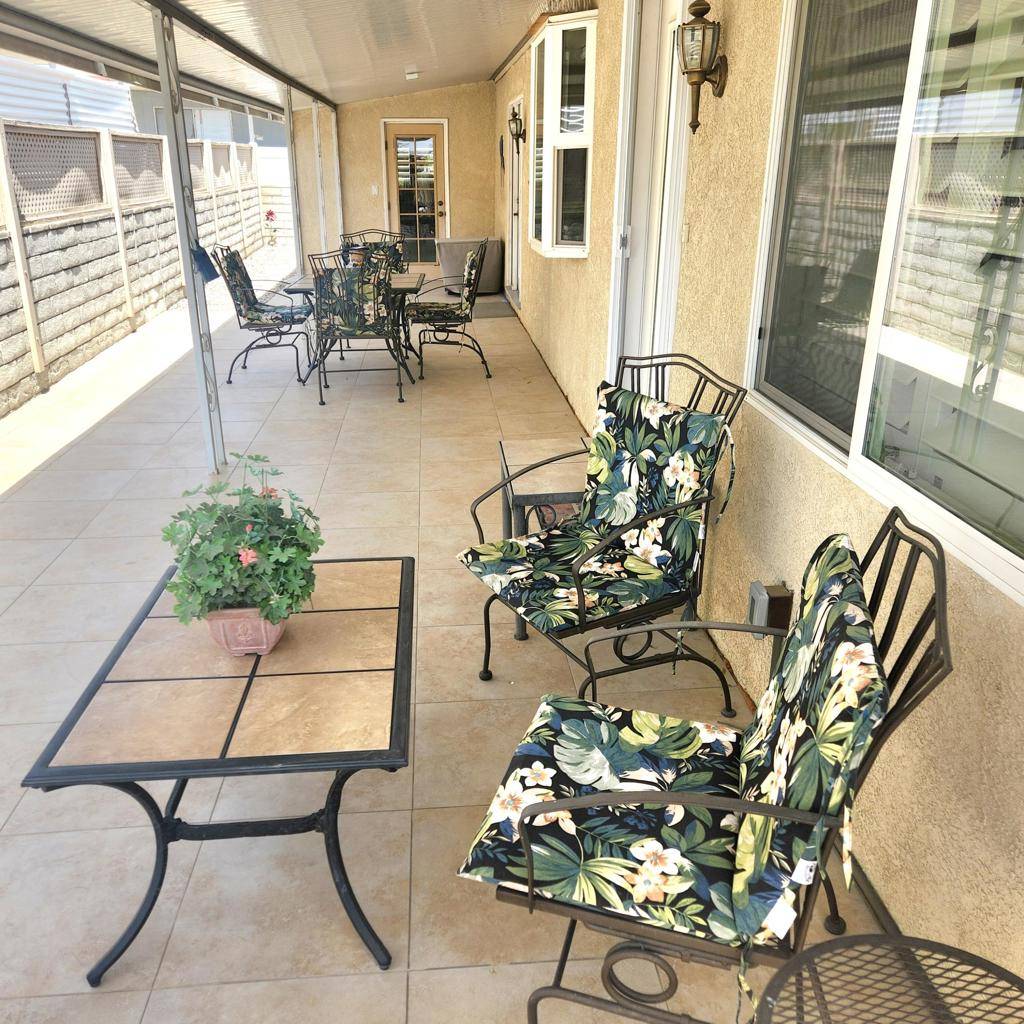 Palm Desert, CA 92260,73098 Buck Springs DR