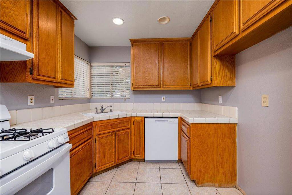 548 Reposo ST San Jacinto, CA 92582