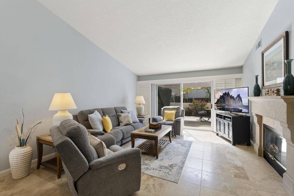 Palm Desert, CA 92211,199 Desert Falls DR E