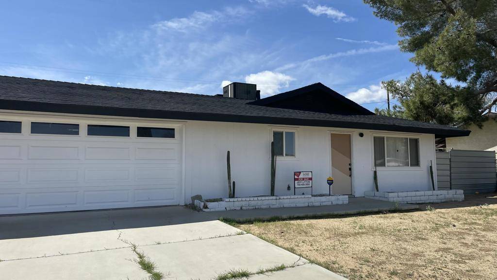 Joshua Tree, CA 92252,61601 Capilla DR