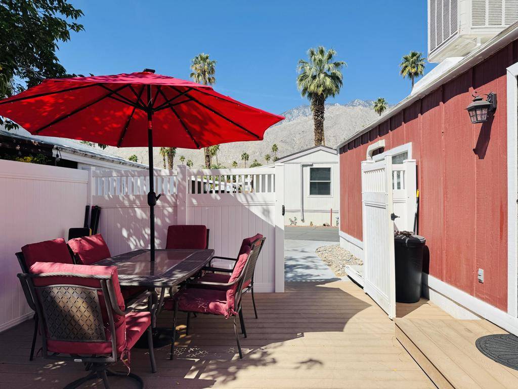 Palm Springs, CA 92264,252 Raincloud ST