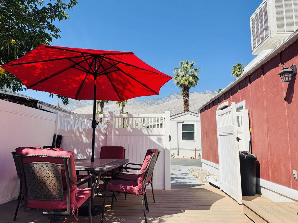 Palm Springs, CA 92264,252 Raincloud ST
