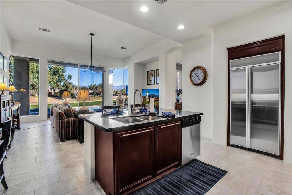 Rancho Mirage, CA 92270,247 Loch Lomond RD