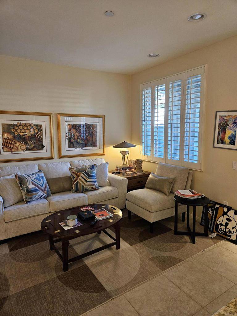 Palm Springs, CA 92262,452 White Fox TRL