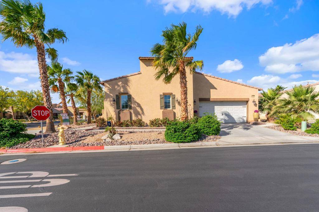 Indio, CA 92203,40621 Amador DR