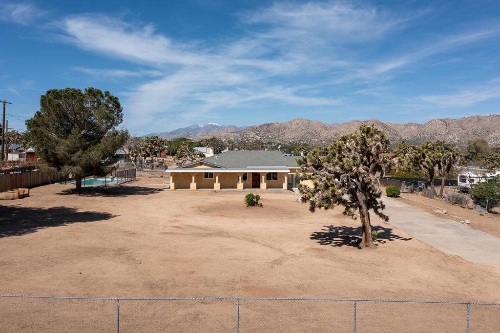 Yucca Valley, CA 92284,7546 Deer TRL