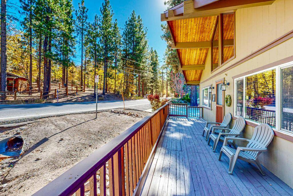 Big Bear, CA 92315,880 Edgemoor RD
