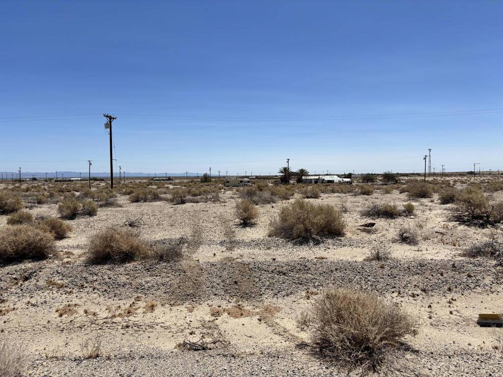 Thermal, CA 92274,2164 Columbia AVE