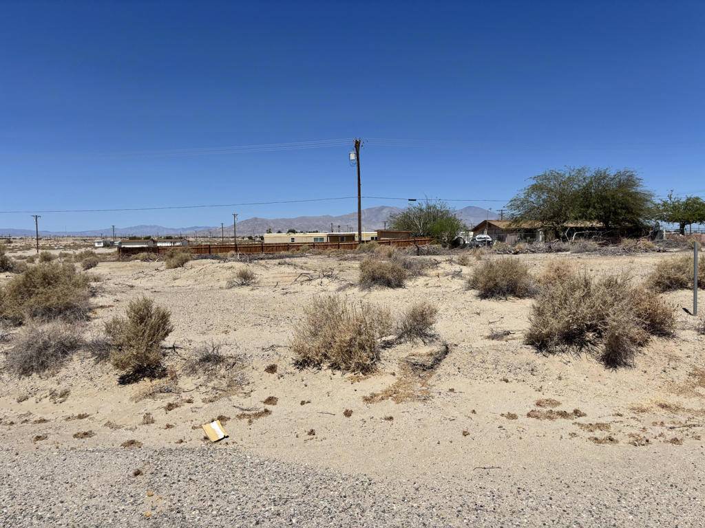 Thermal, CA 92274,2164 Columbia AVE