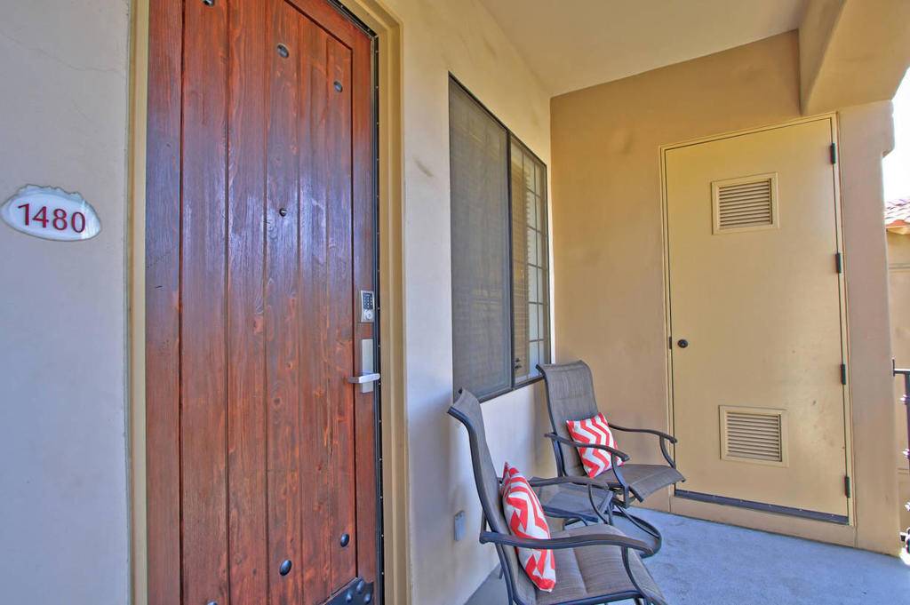La Quinta, CA 92253,50630 Santa Rosa PLZ #8