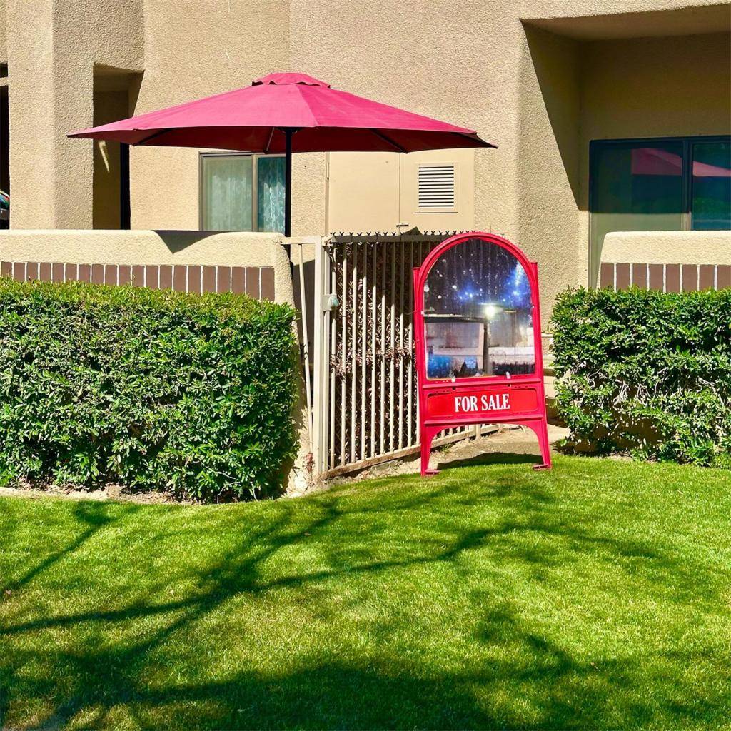 Cathedral City, CA 92234,28740 Desert Princess DR