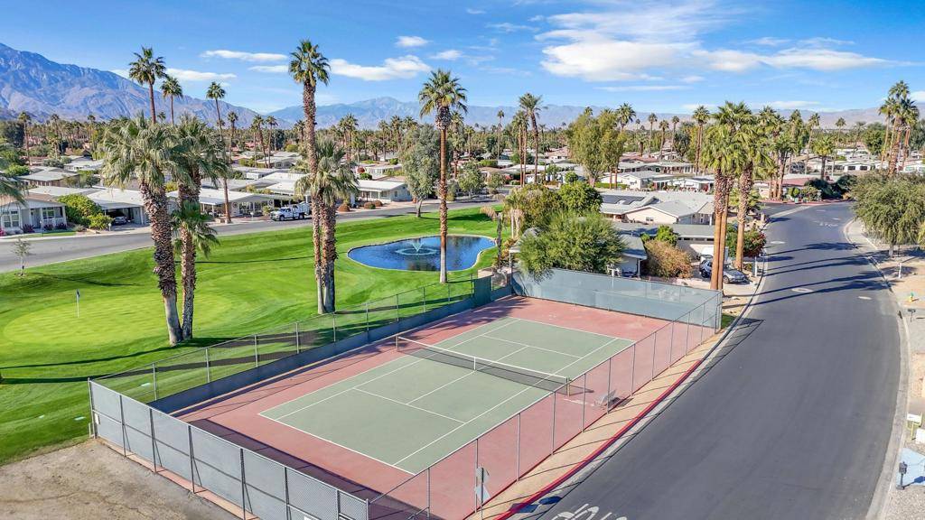 Palm Desert, CA 92260,74592 Nevada CIR E