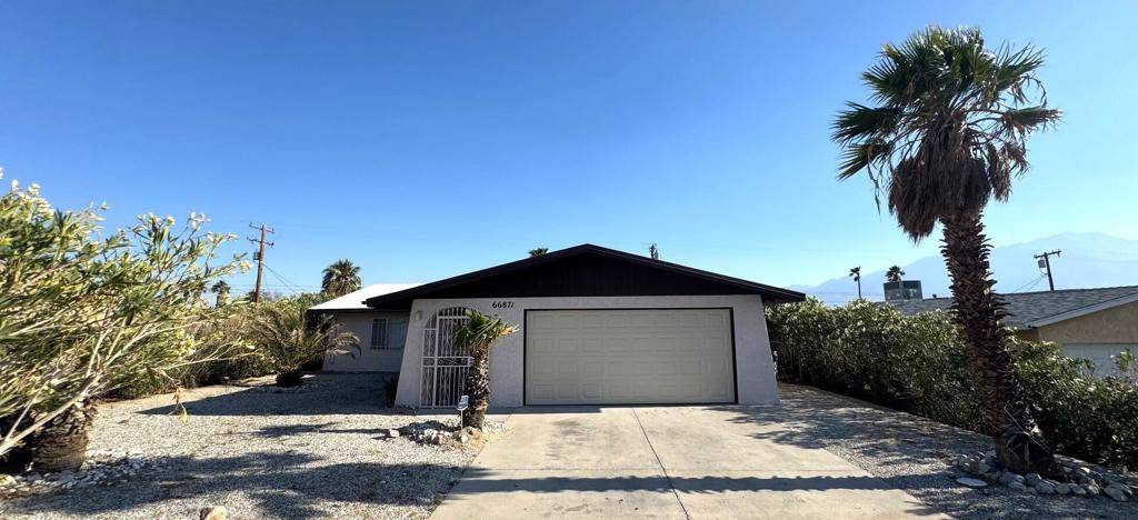 Desert Hot Springs, CA 92240,66871 Buena Vista AVE