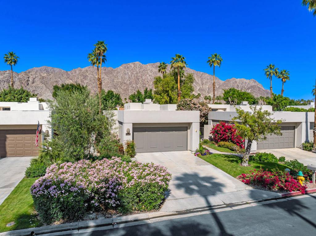 La Quinta, CA 92253,54985 Oak Hill