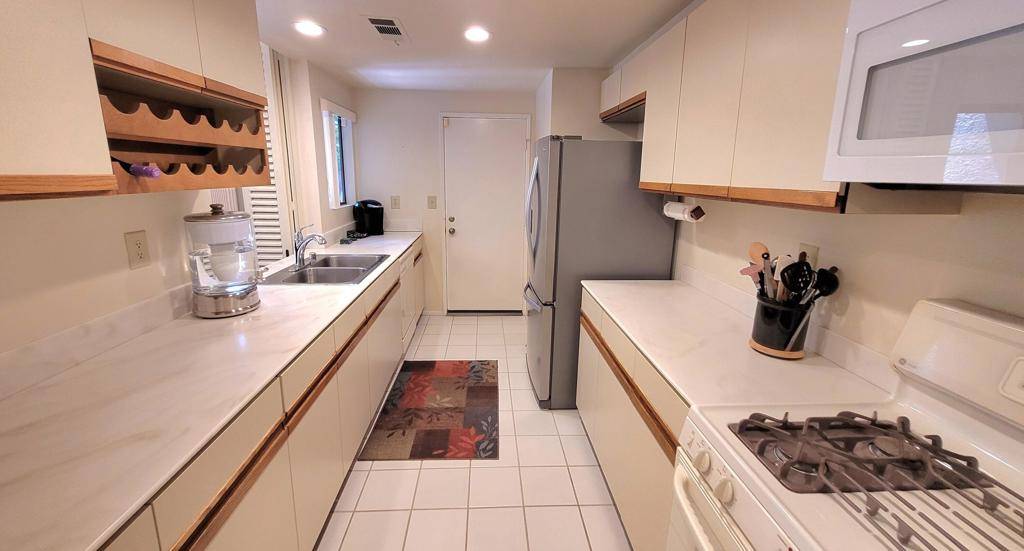1456 Tiffany CIR N Palm Springs, CA 92262