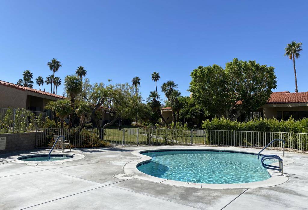 Palm Springs, CA 92262,695 S Calle Petunia
