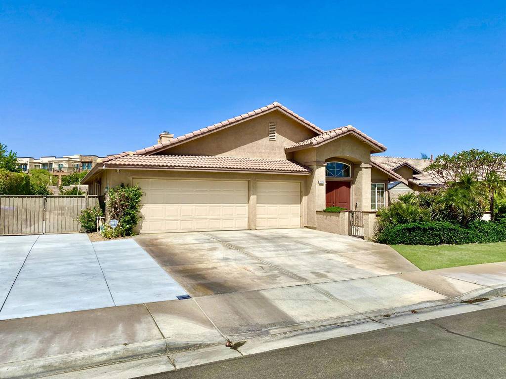 La Quinta, CA 92253,45315 Coldbrook LN