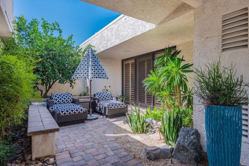 Rancho Mirage, CA 92270,93 Columbia DR