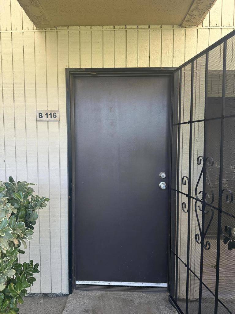 Palm Springs, CA 92262,2820 N Arcadia #B116