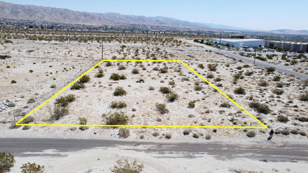 Desert Hot Springs, CA 92240,66 United RD