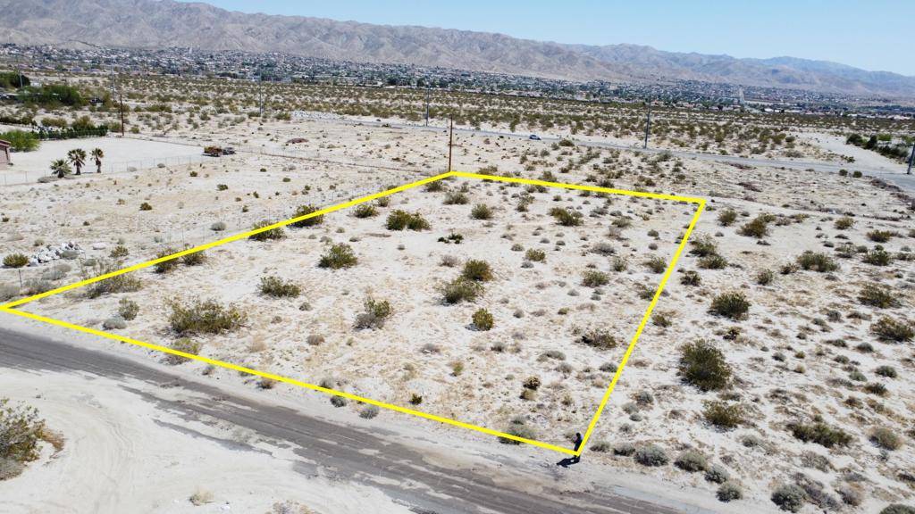 Desert Hot Springs, CA 92240,66 United RD