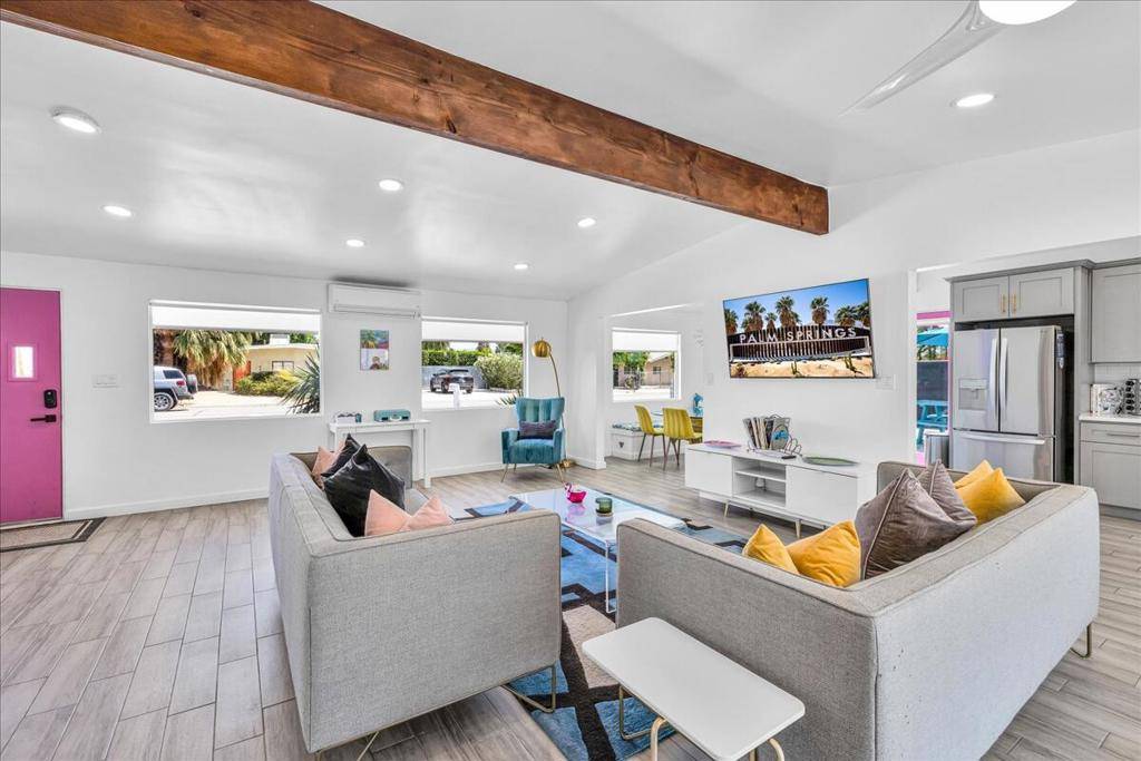 Palm Springs, CA 92264,963 S Paseo Caroleta