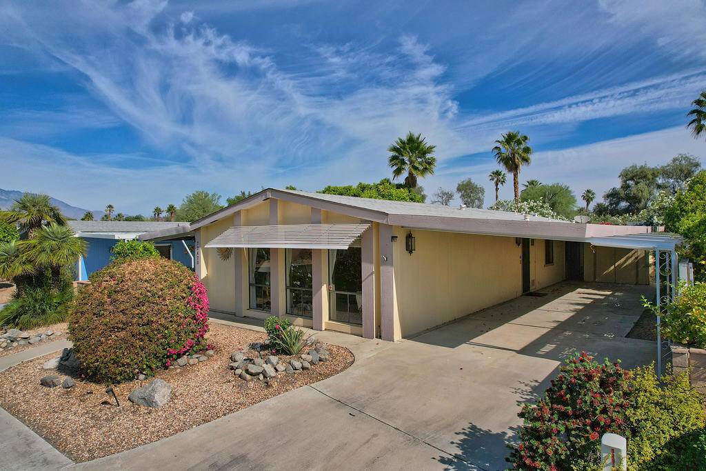 Palm Desert, CA 92260,73470 Desert Greens DR N