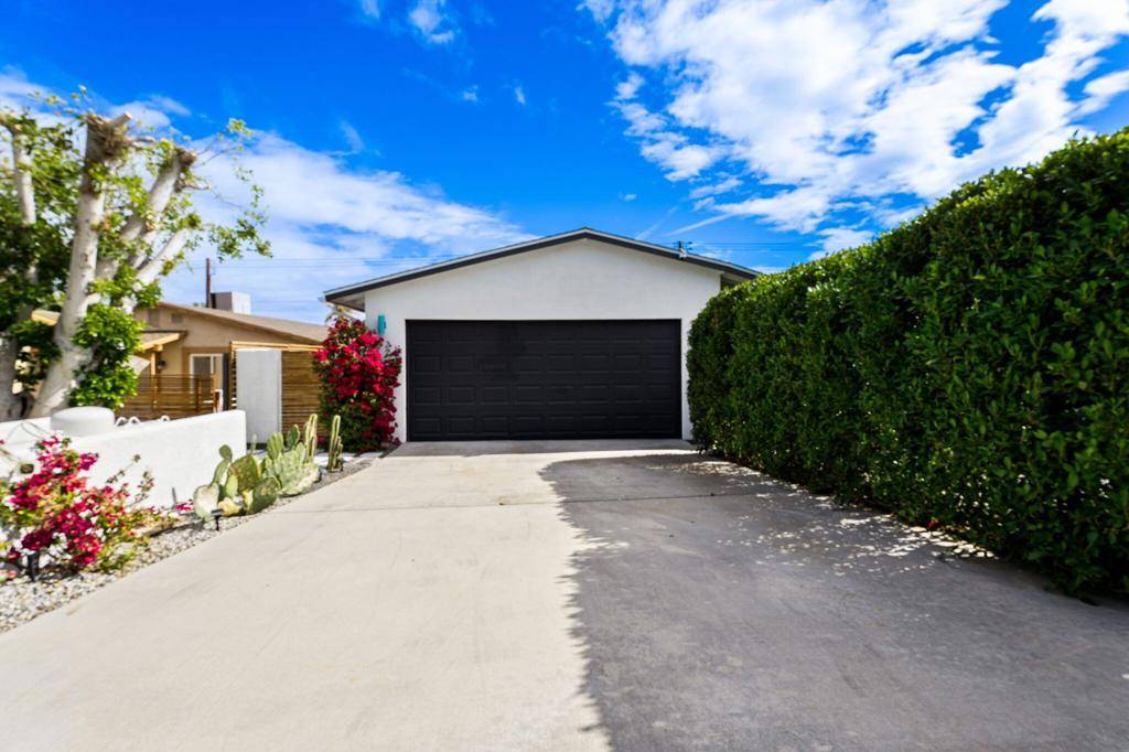 La Quinta, CA 92253,53640 Avenida Rubio