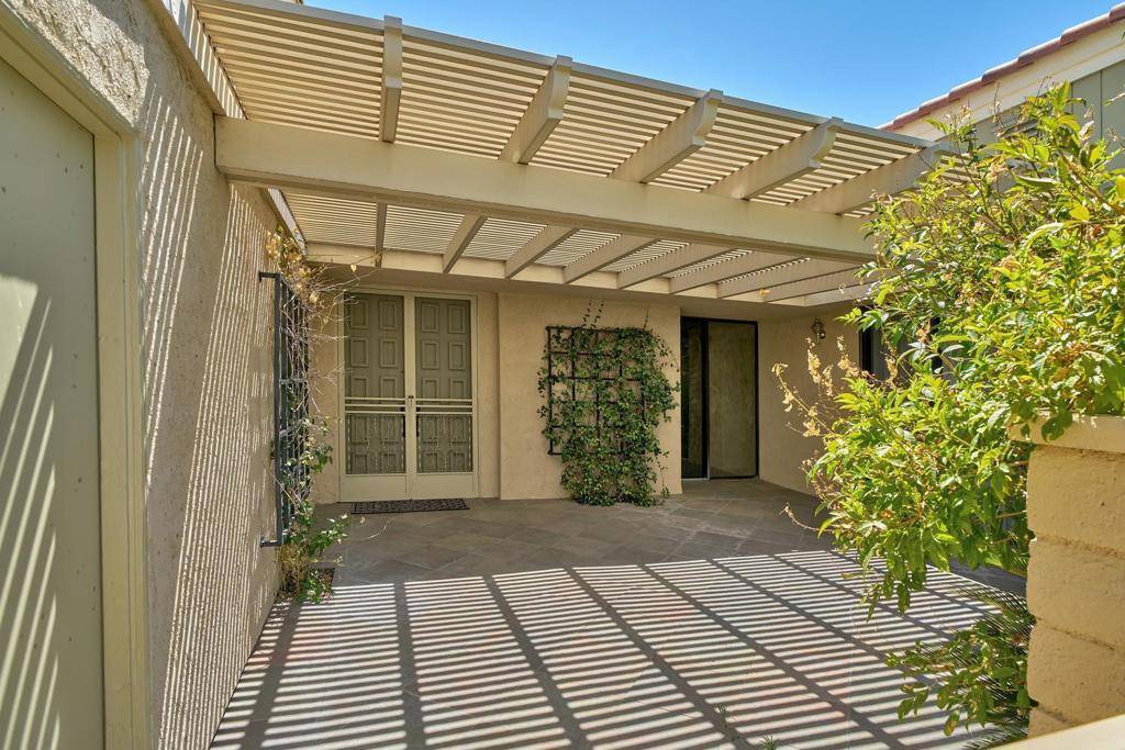 Rancho Mirage, CA 92270,39810 Bedford DR