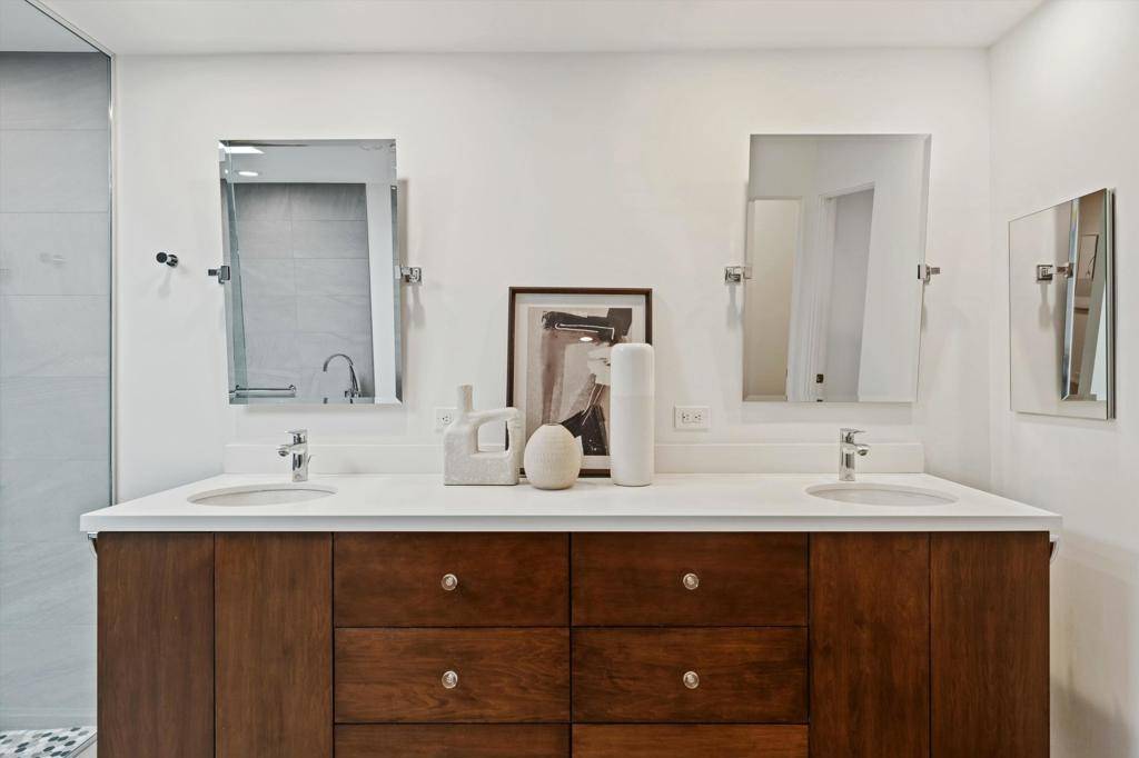 Rancho Mirage, CA 92270,1 Lehigh CT