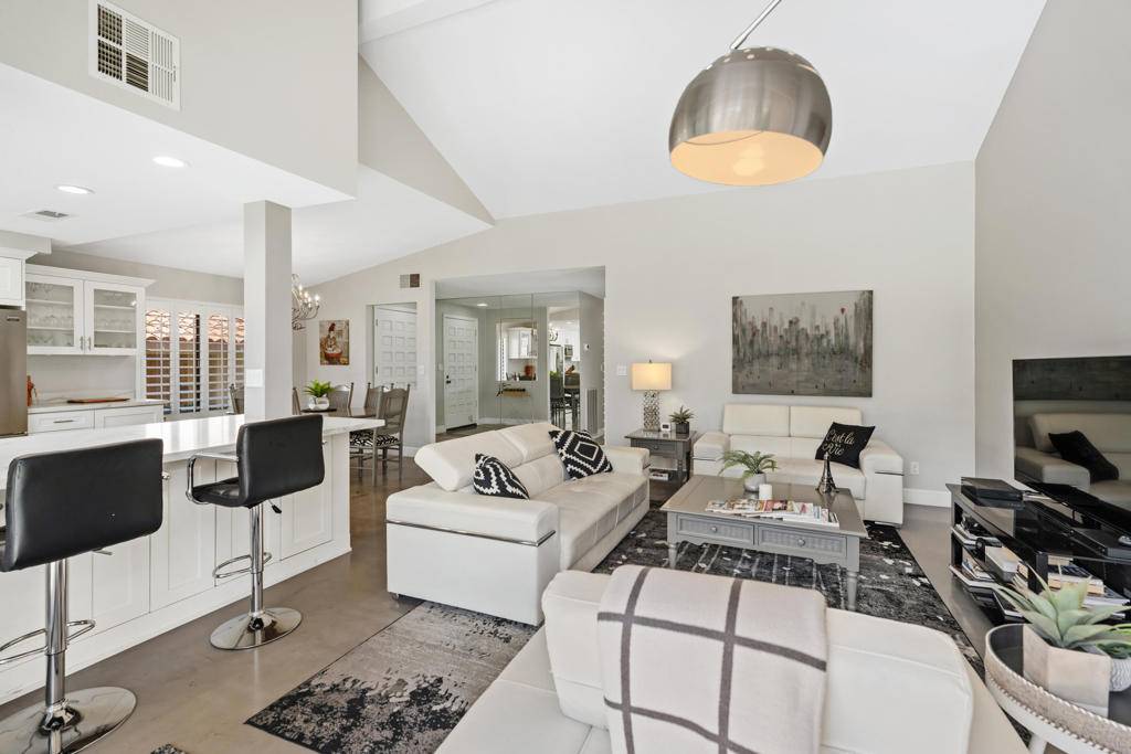 Palm Desert, CA 92260,109 Juan CIR