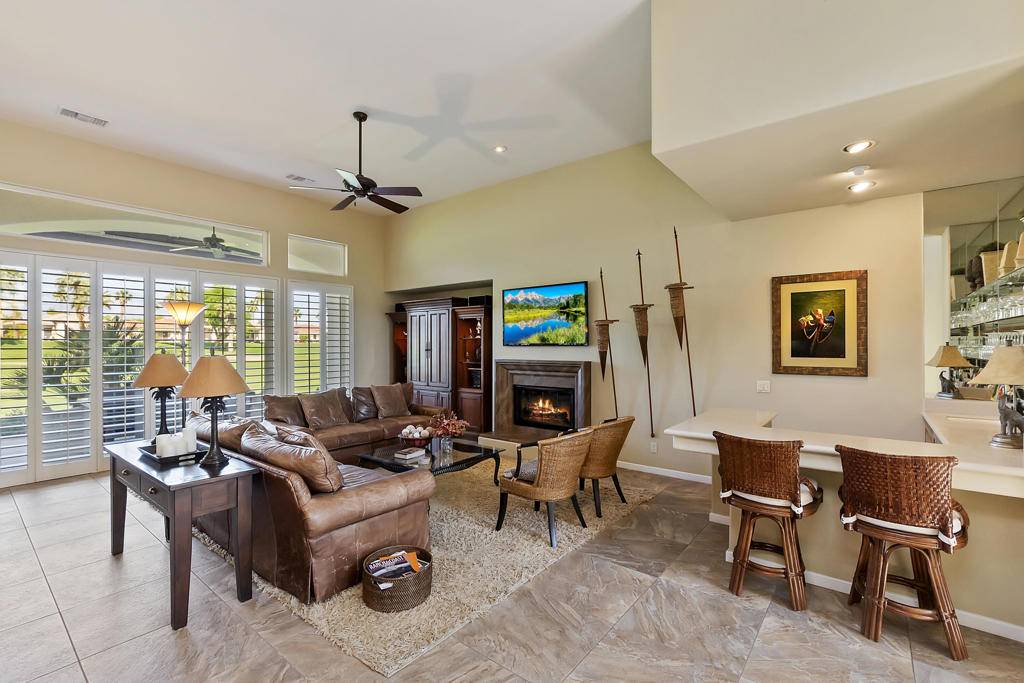 Palm Desert, CA 92211,777 Arrowhead DR