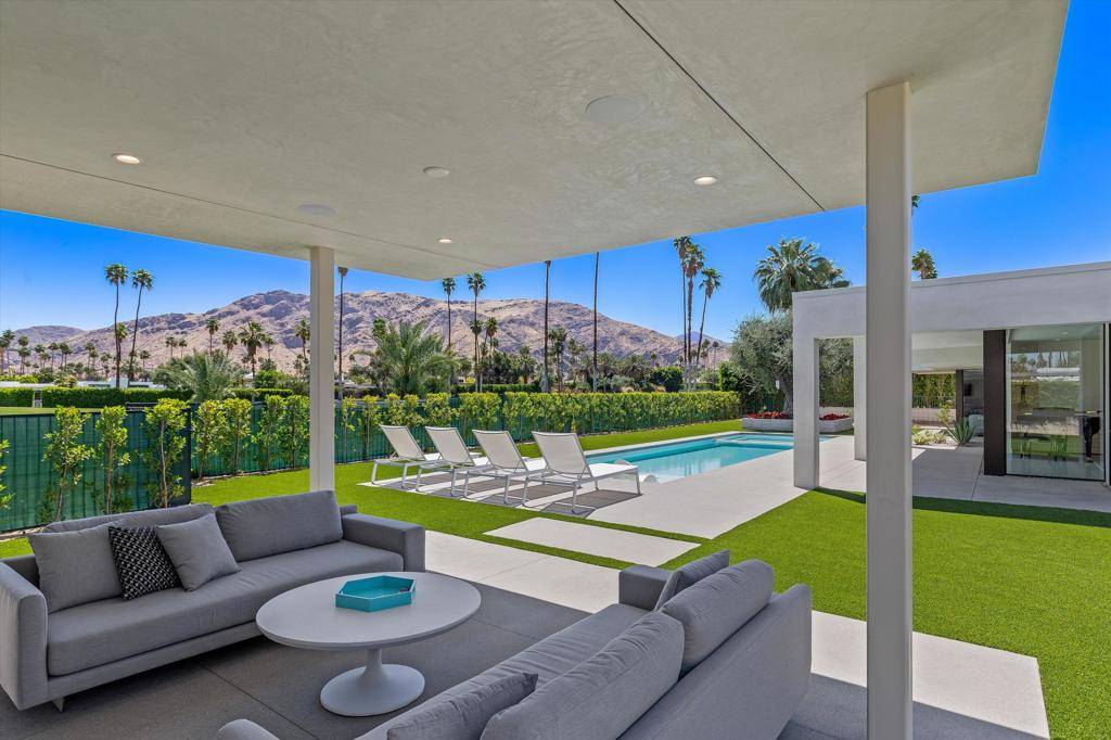 Palm Springs, CA 92264,2290 S Yosemite DR
