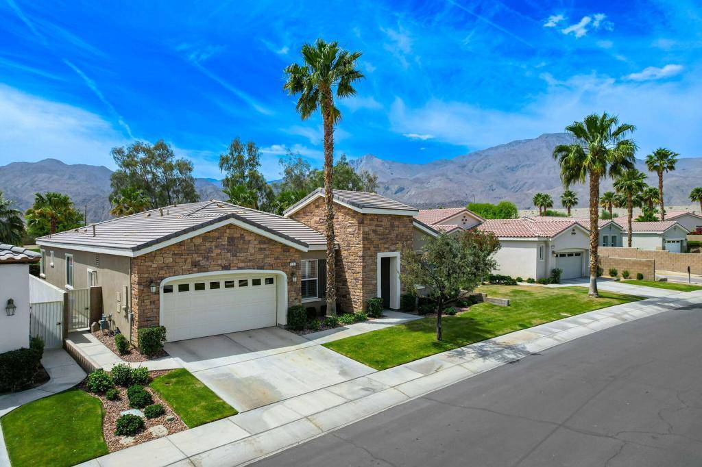 La Quinta, CA 92253,81361 Rustic Canyon DR