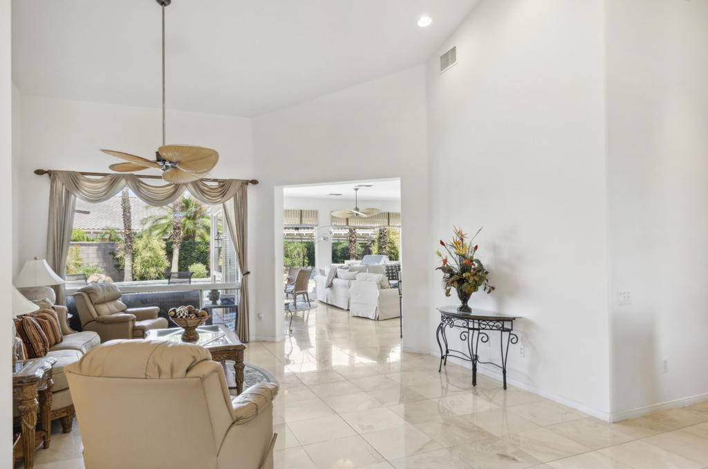 Palm Desert, CA 92211,78618 Kentia Palm DR