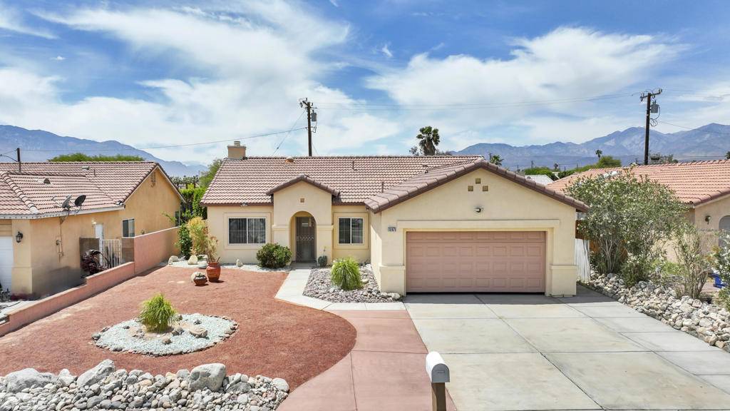Desert Hot Springs, CA 92240,13971 La Mesa DR
