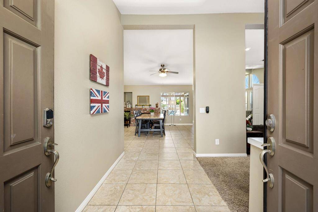 La Quinta, CA 92253,79515 Marigold LN