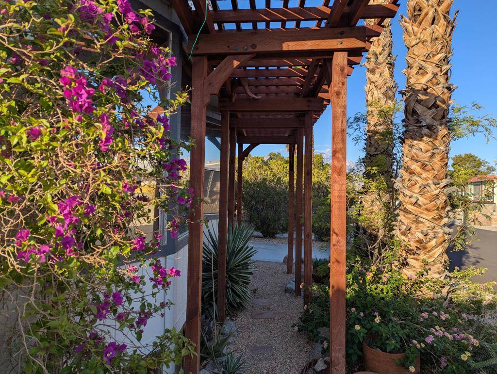 Desert Hot Springs, CA 92241,69571 Parkside DR