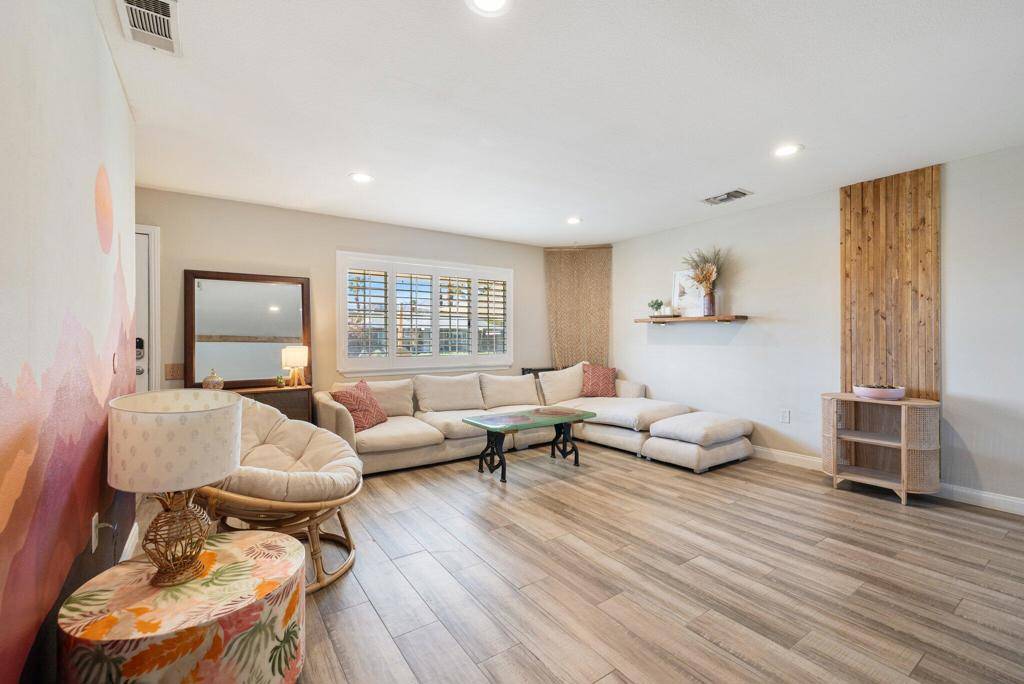 Palm Desert, CA 92211,77590 California DR