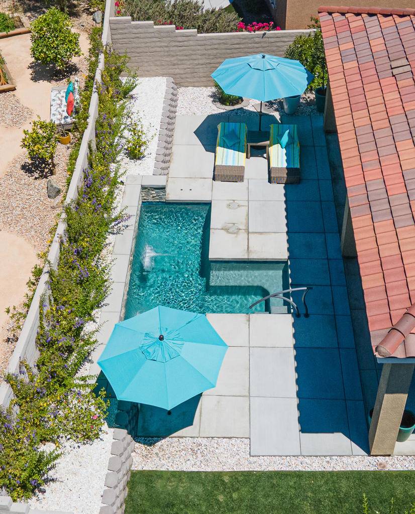 Rancho Mirage, CA 92270,18 Vintage