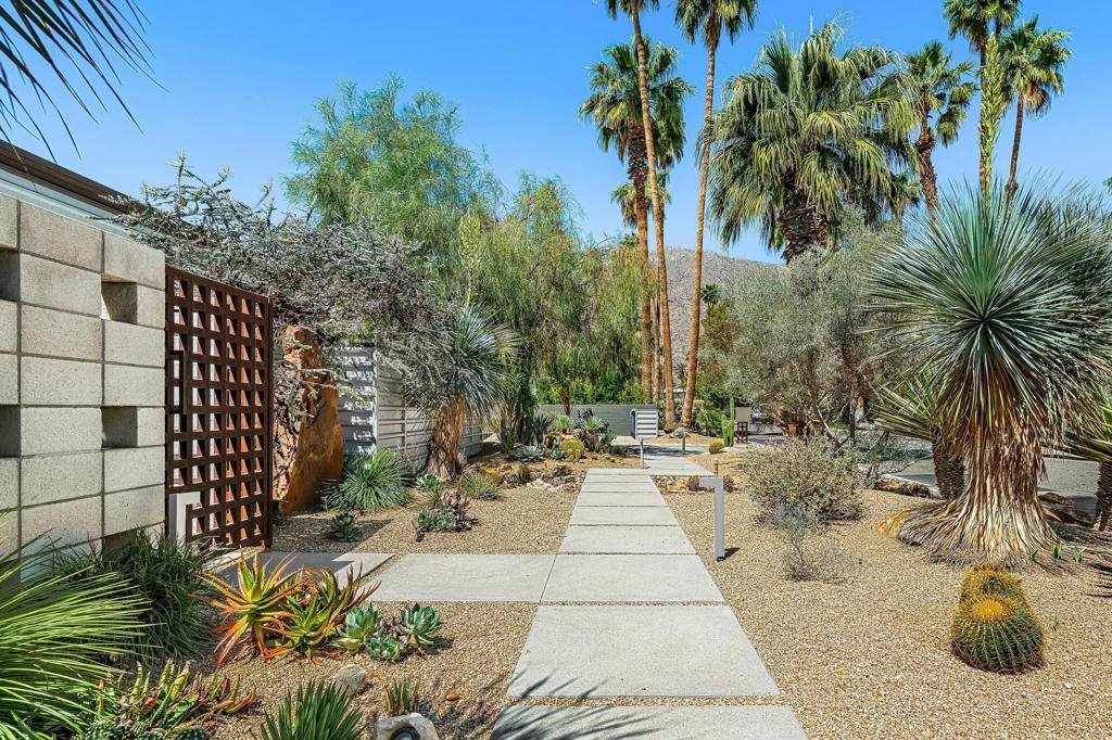 Palm Springs, CA 92264,1175 E Cactus RD
