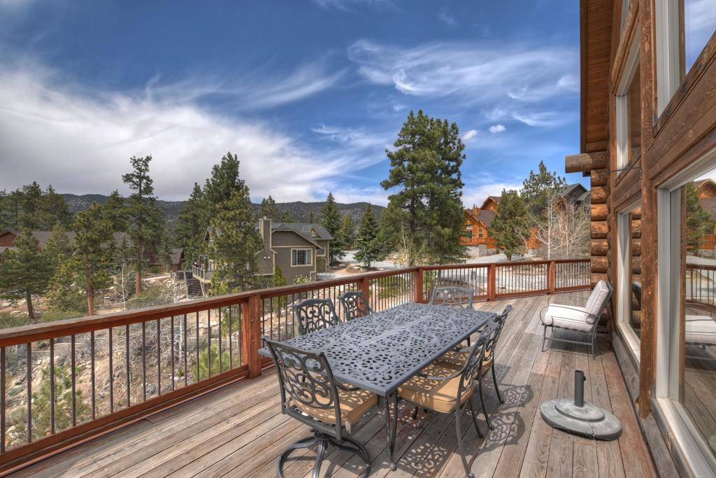 Big Bear, CA 92315,42400 Eagle Ridge